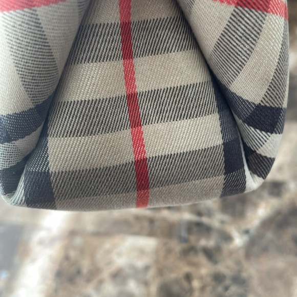 BURBERRY TOTE BAG - Picture 10 of 11